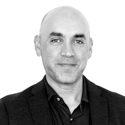 Headshot of Matt Raymond