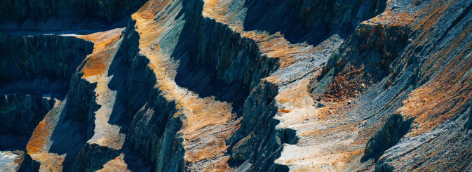 Close up of mning pit