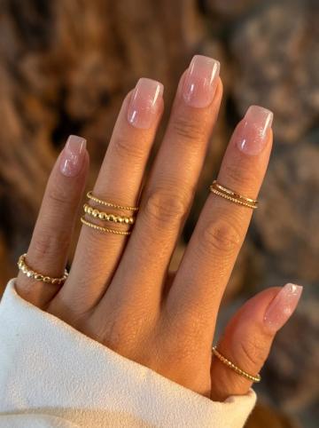 Vixen press-on nails worn