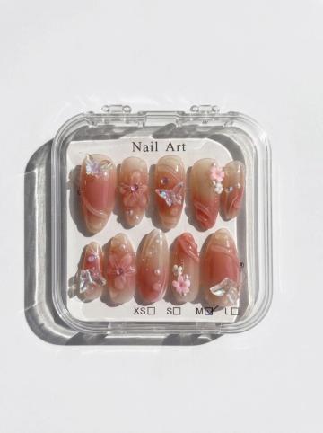 Flighty press-on nails in their case