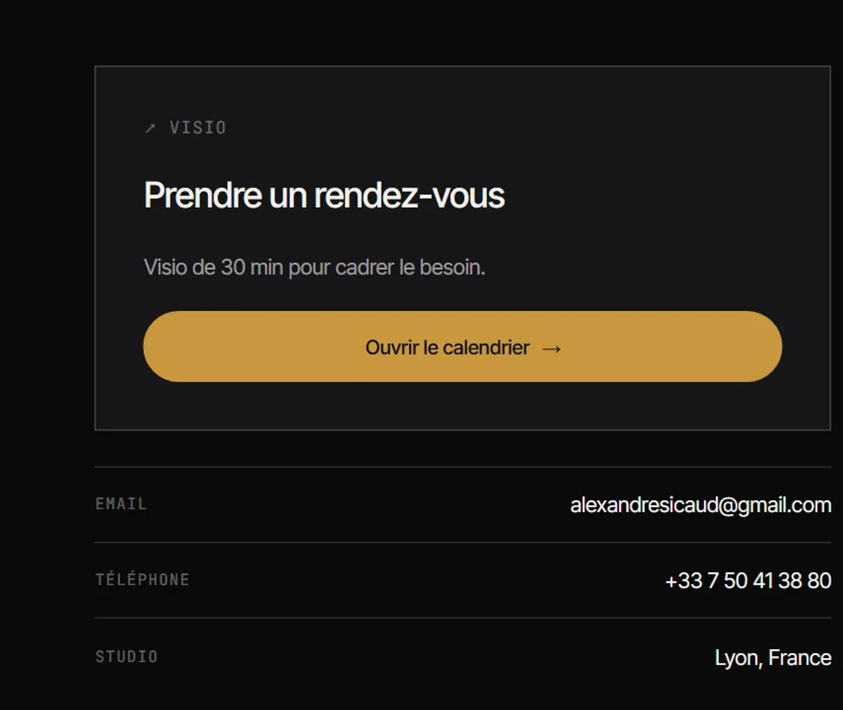 Capture : Une page contact aussi simple que possible.