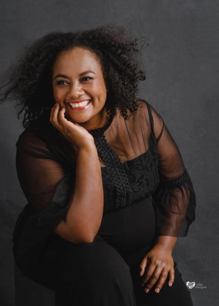 Lutasha's studio portrait by Jules Morgan, accompanying her own experience of the photoshoot