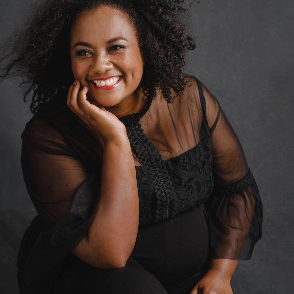 Lutasha's studio portrait by Jules Morgan, accompanying her own experience of the photoshoot