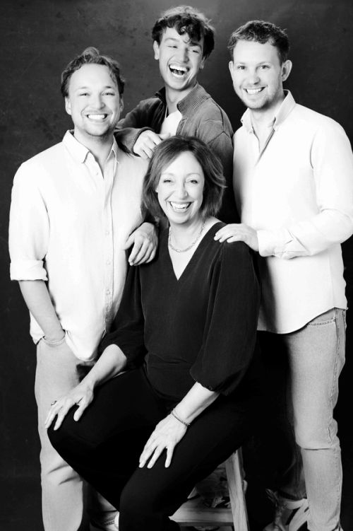 A Portrait Experience for the Whole Family -  Featuring Astrid and Her Sons // Gallery // Image 0