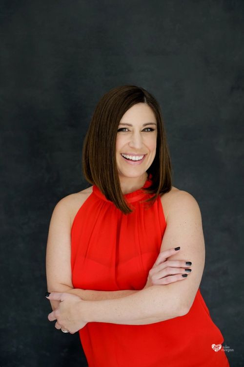 Nikki - Headshots // Gallery // Image 6