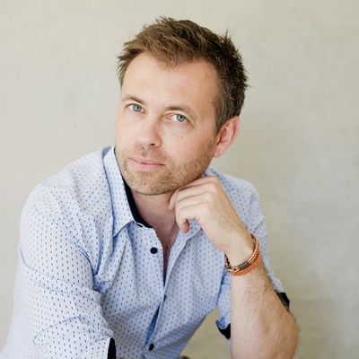 Portraits for your business ~ 25