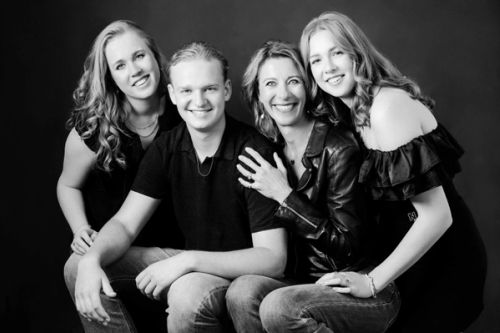 Freddie and her kids // Gallery // Image 0