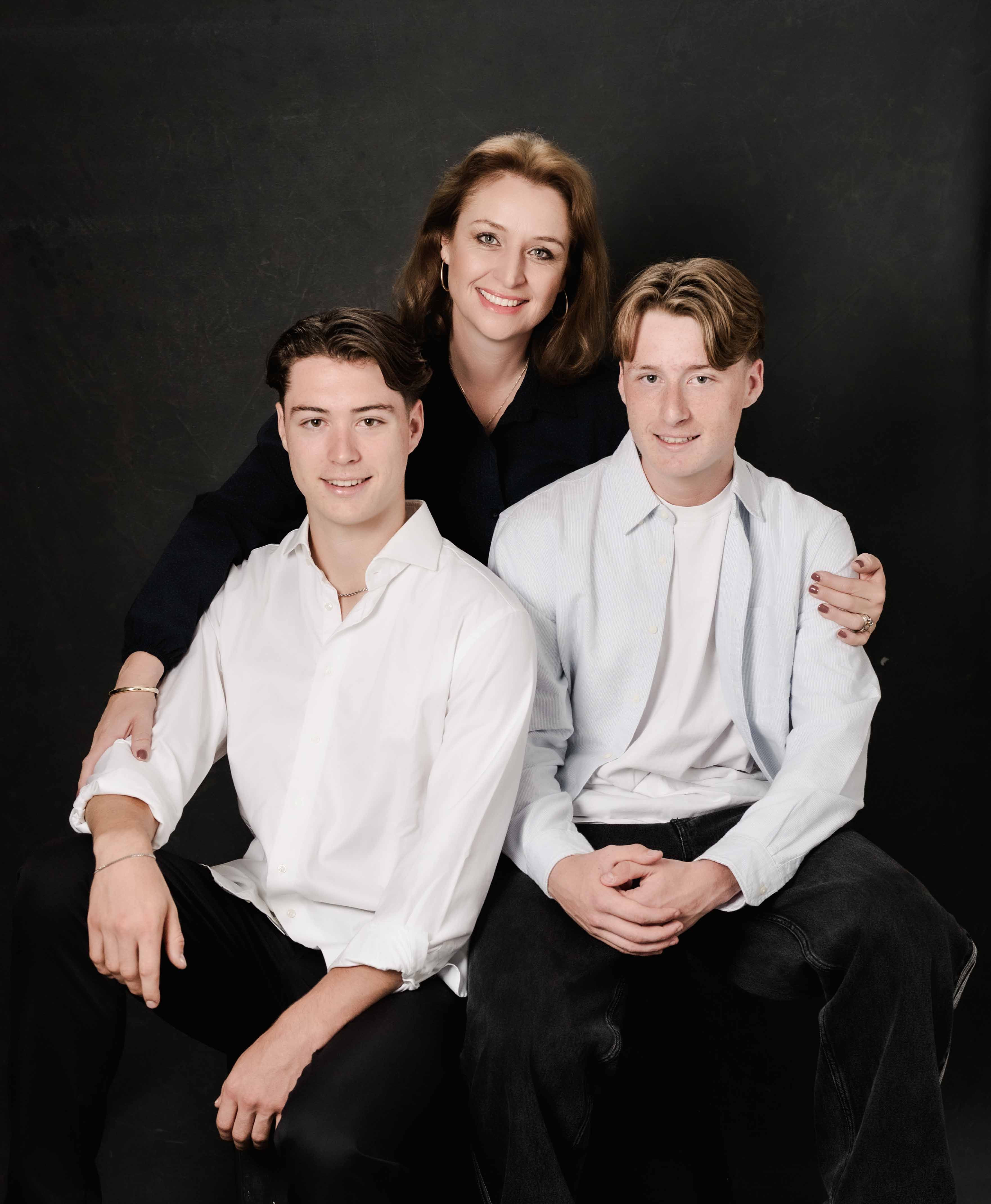 Janneke and her family: A 50th birthday gift to remember