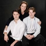 Janneke and her family: A 50th birthday gift to remember