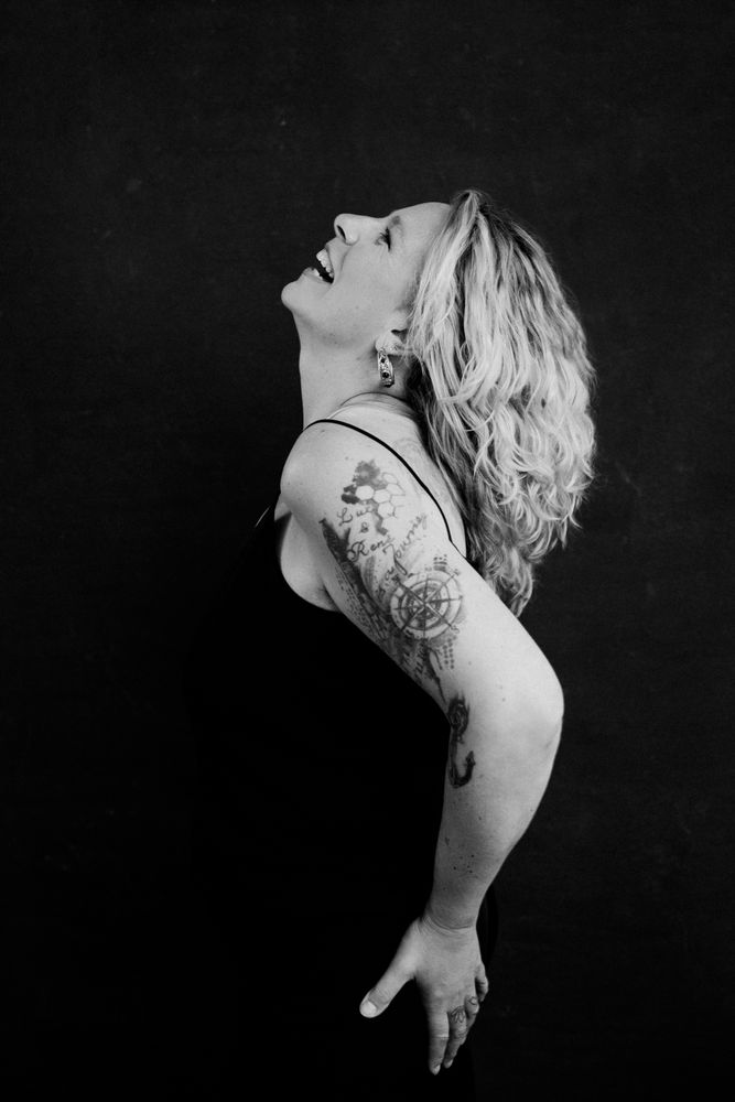 Women's Fabulous Over 40 studio portrait by Jules Morgan, Driebergen — gallery photograph 9