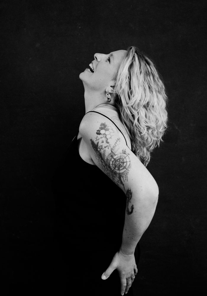 Women's Fabulous Over 40 studio portrait by Jules Morgan, Driebergen — gallery photograph 9