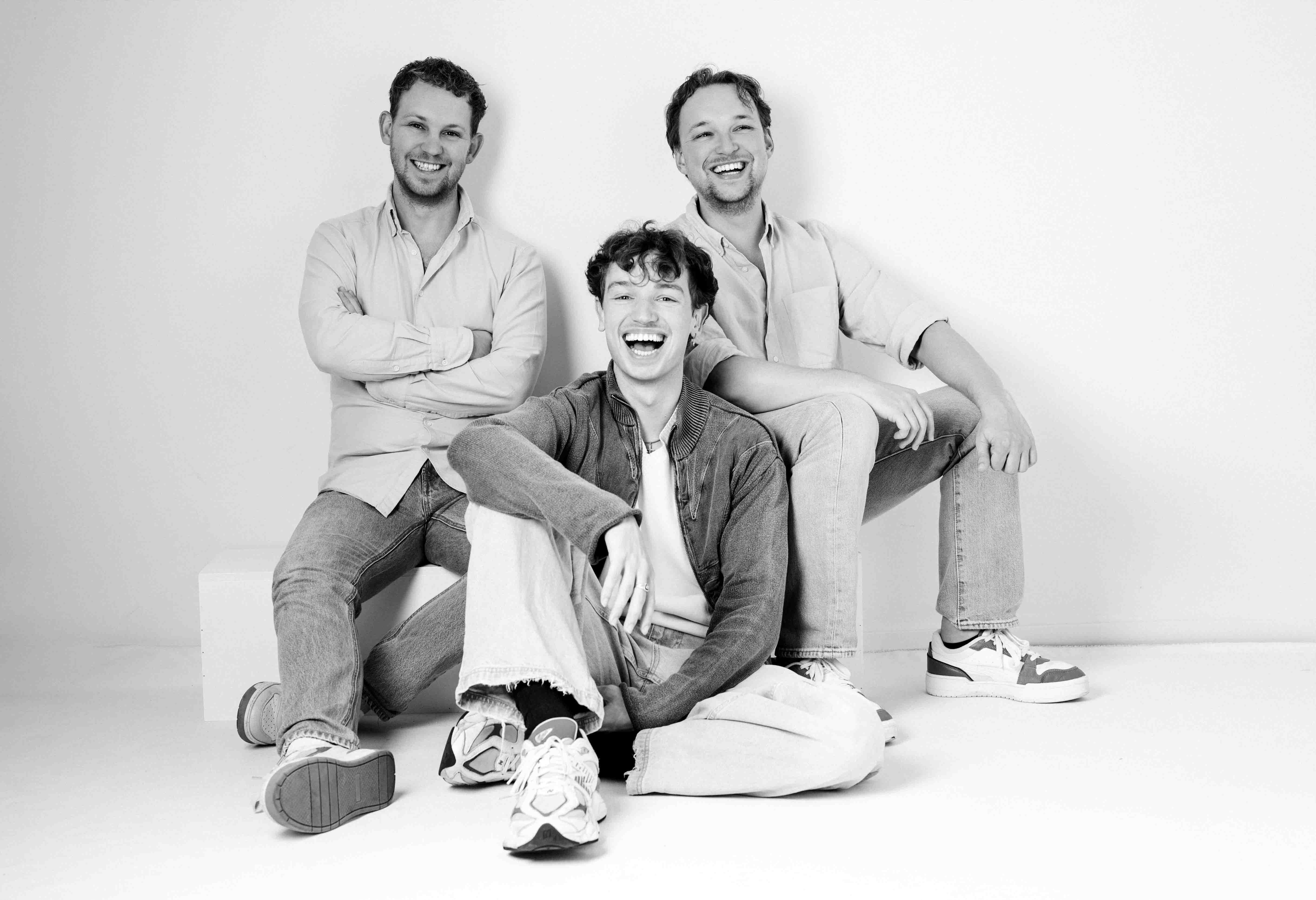 A Portrait Experience for the Whole Family -  Featuring Astrid and Her Sons - 1