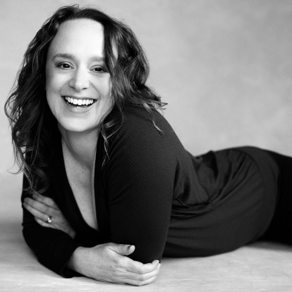 Amanda's studio portrait by Jules Morgan, accompanying her own experience of the photoshoot