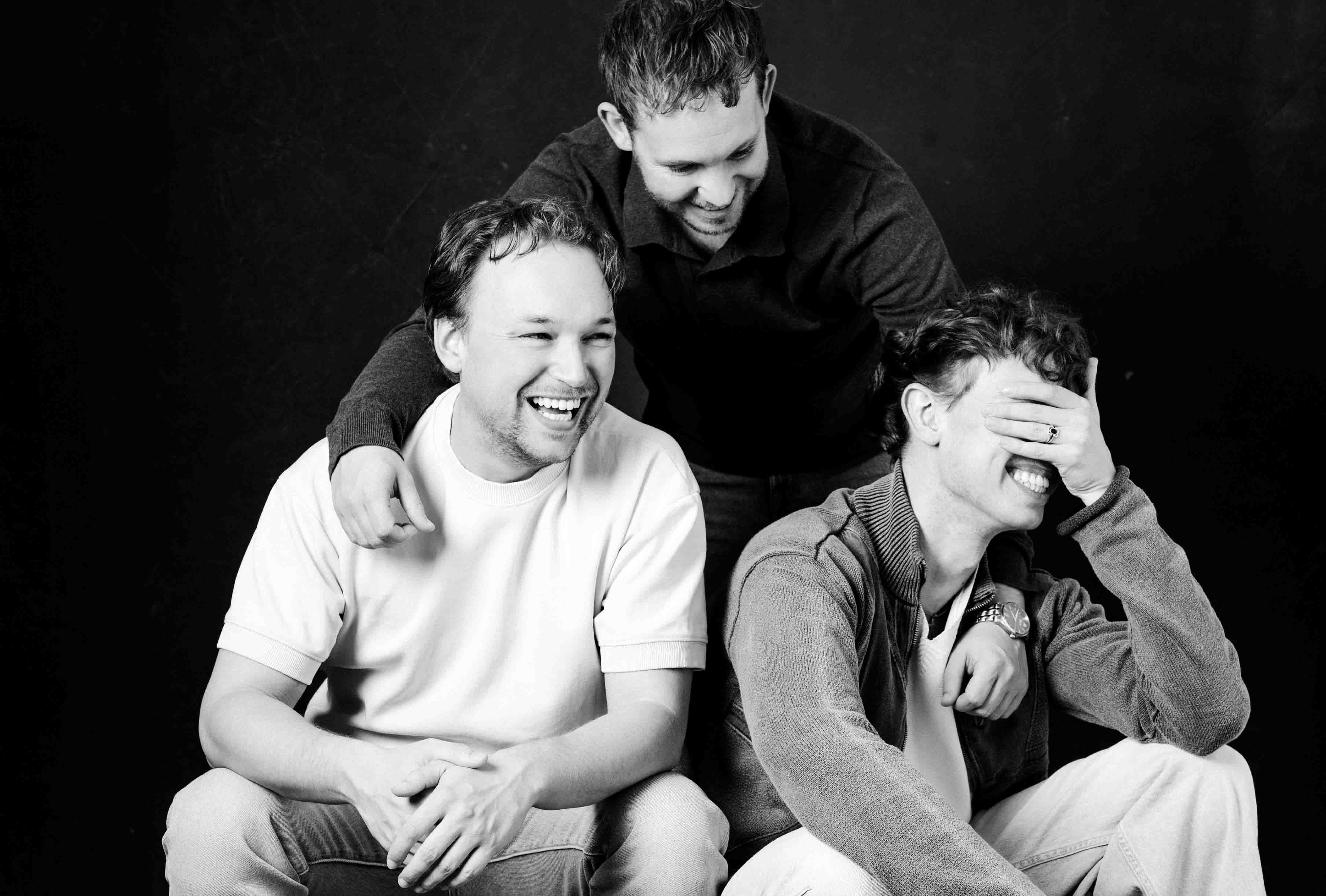 A Portrait Experience for the Whole Family -  Featuring Astrid and Her Sons - 3