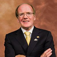 Pearse Lyons