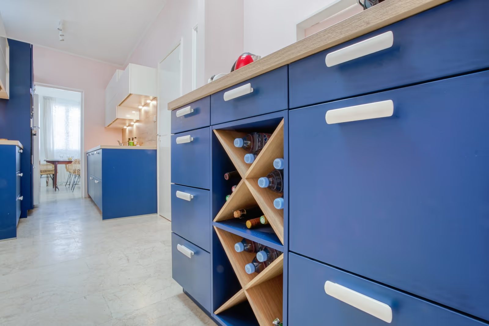 Cuisine sur-mesure bleu — réalisation Dec Home Agencement
