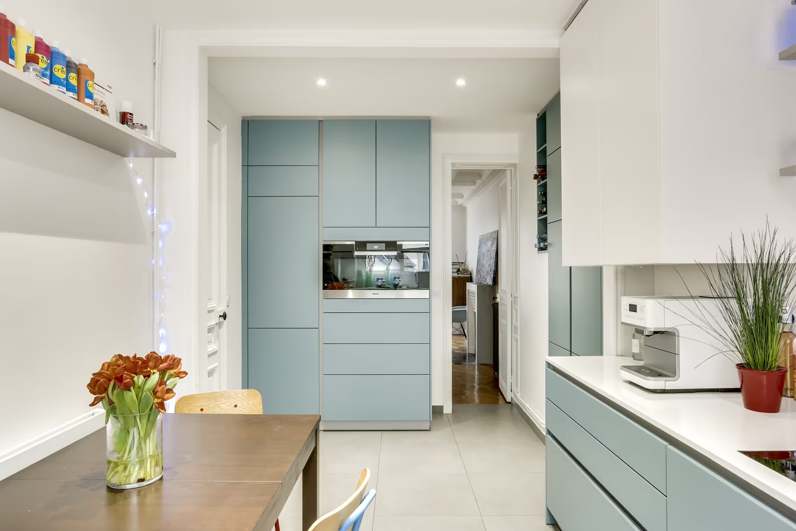 Cuisine sur-mesure bleu canard — réalisation Dec Home Agencement