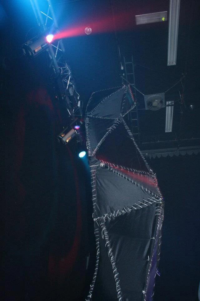 bda6746315eaa3f5b23e66c5f89d1e6e8597e389-640x960