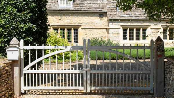 Hidden Gems: Five Under-the-Radar Cotswold Villages to Consider