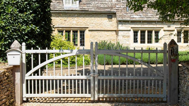 Hidden Gems: Five Under-the-Radar Cotswold Villages to Consider