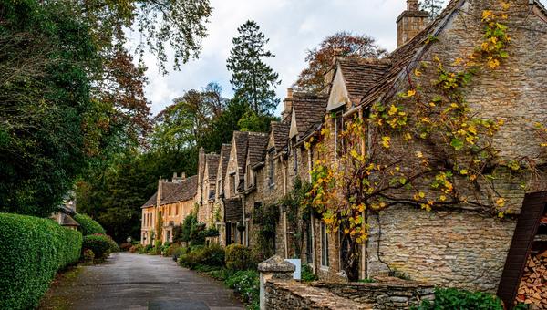 The Top 5 Most Popular Cotswold Villages to Relocate To in 2026