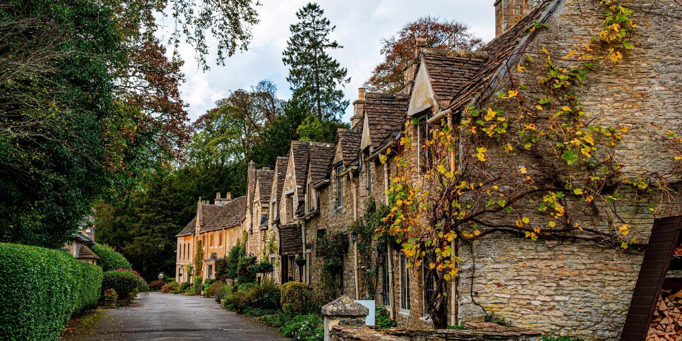 The Top 5 Most Popular Cotswold Villages to Relocate To in 2026