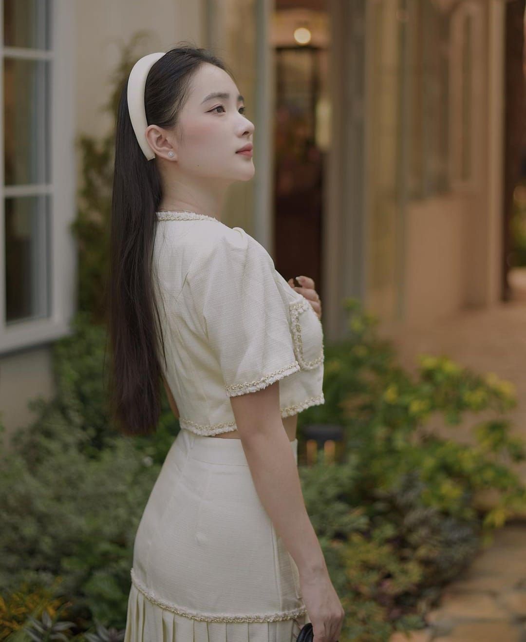 Cùng ngắm girl xinh Diệp Tố Oanh qua những bức ảnh đời thường quyến rũ và hấp dẫn