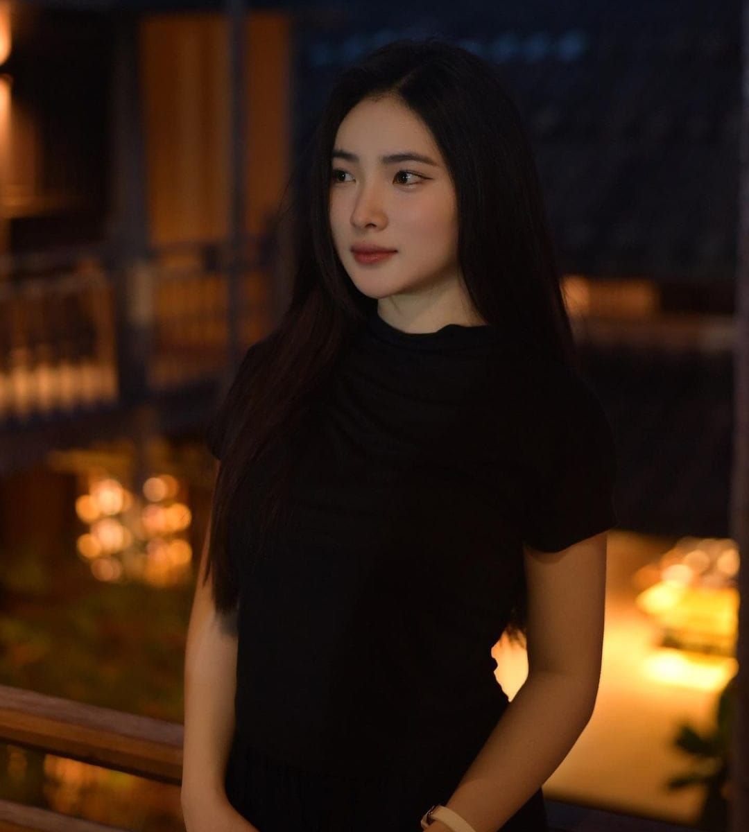 Cùng ngắm girl xinh Diệp Tố Oanh qua những bức ảnh đời thường quyến rũ và hấp dẫn