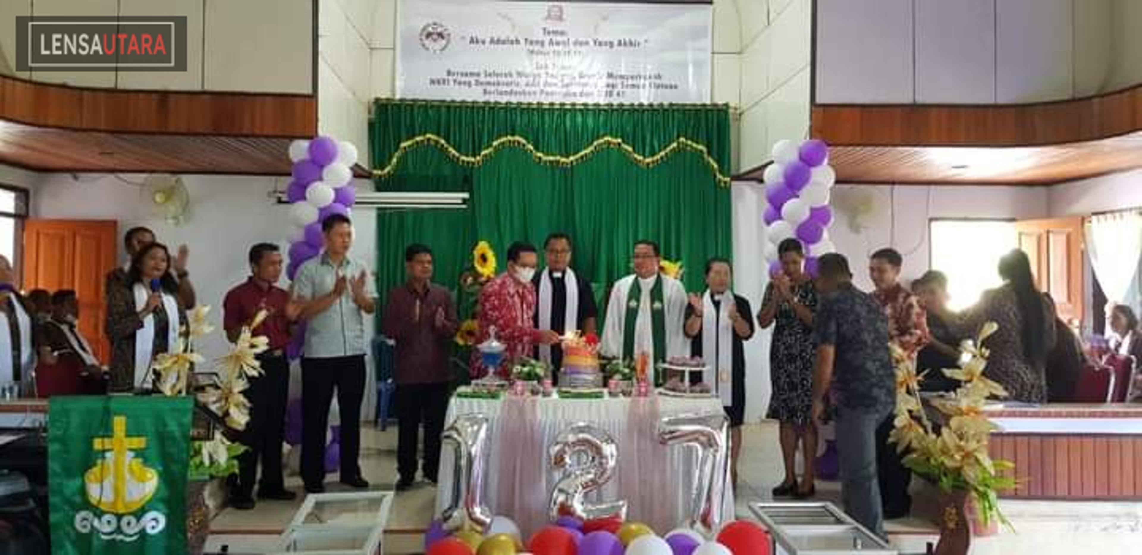 Jemaat GMIM Paputungan Likupang Rayakan HUT ke-127