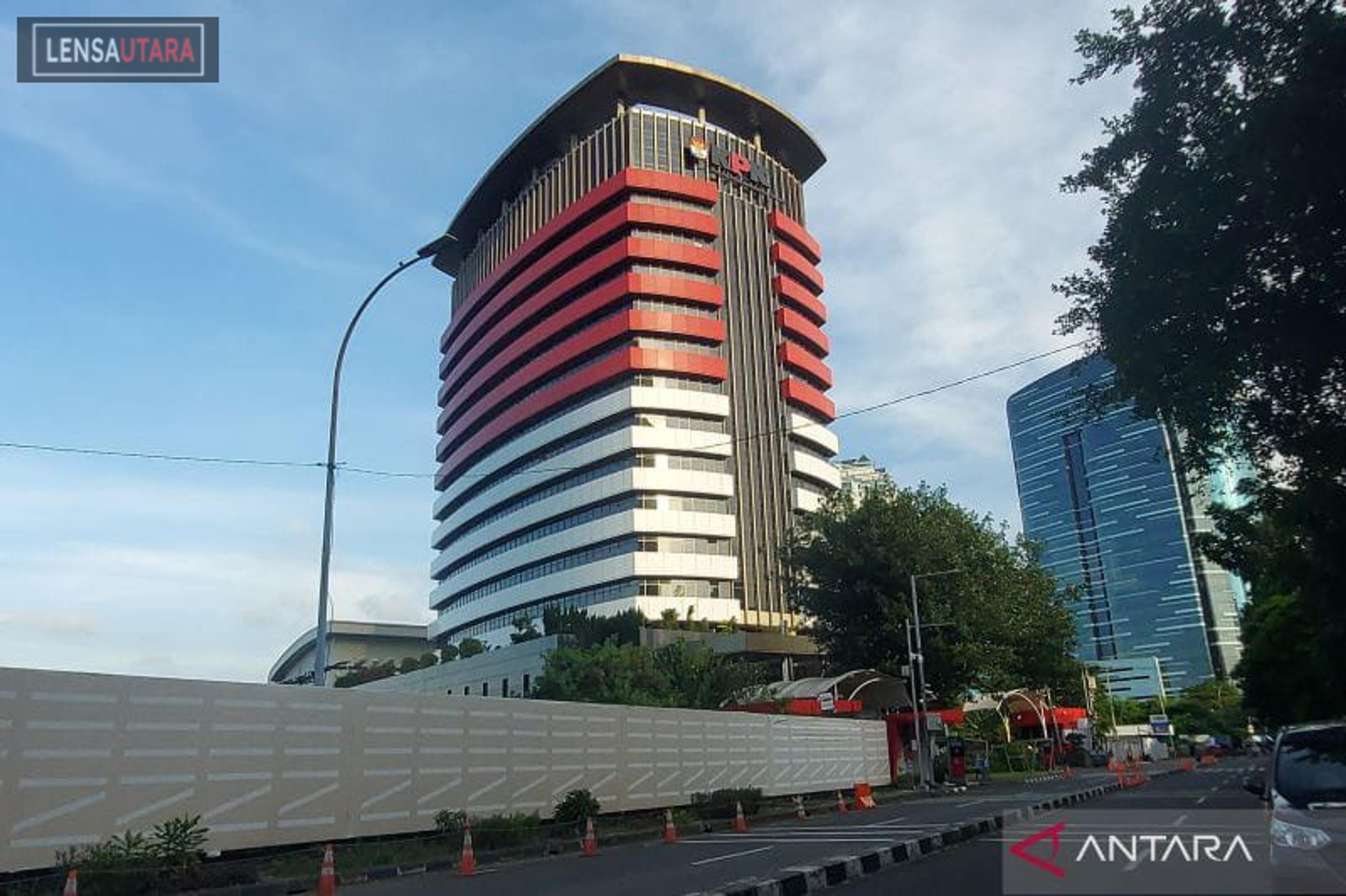 Dugaan Ada Korupsi, KPK Geledah Kantor Kementerian ESDM