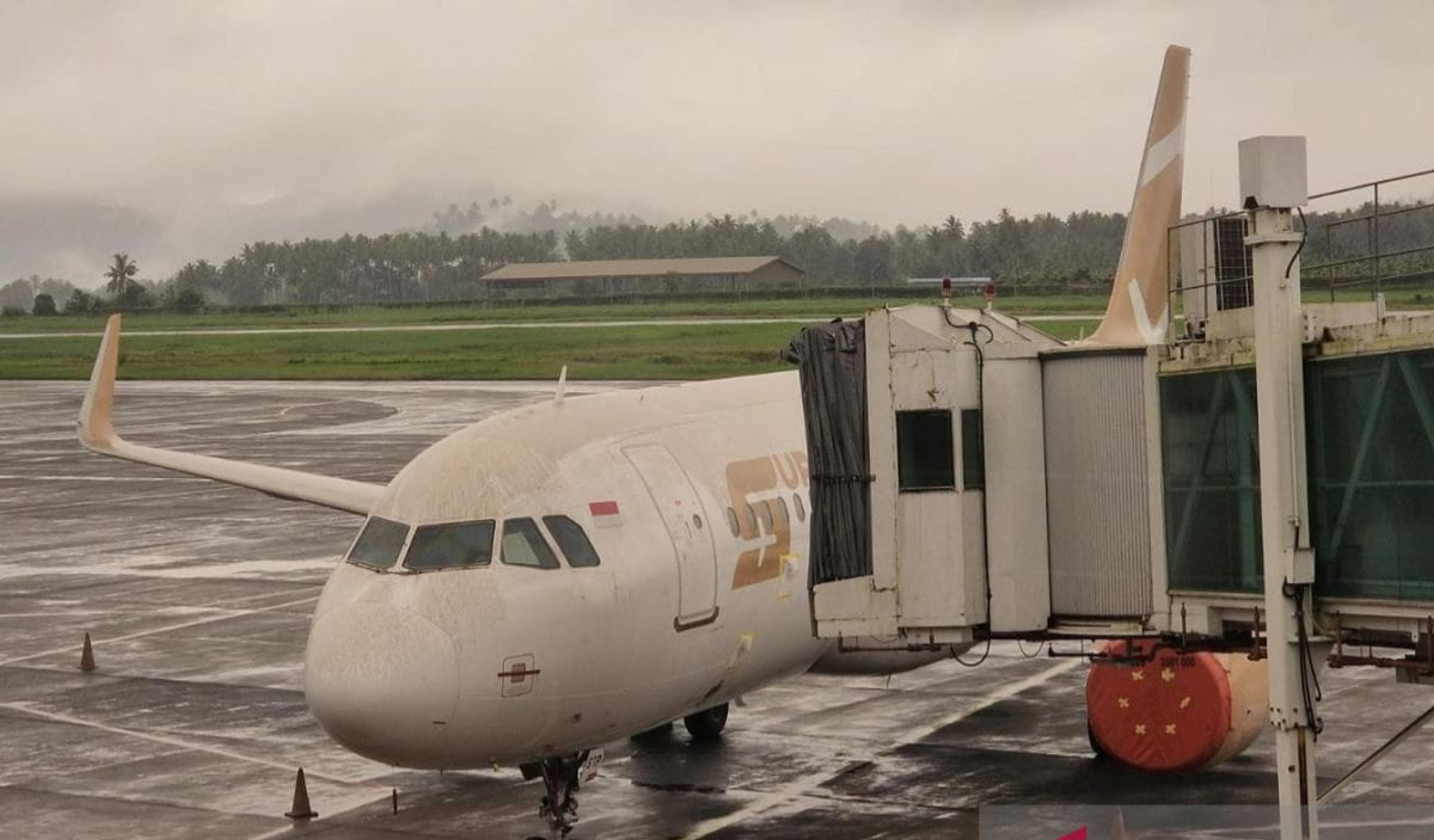 Bandara Sam Ratulangi Ditutup Sampai 2 Mei, 18 Penerbangan Dibatalkan