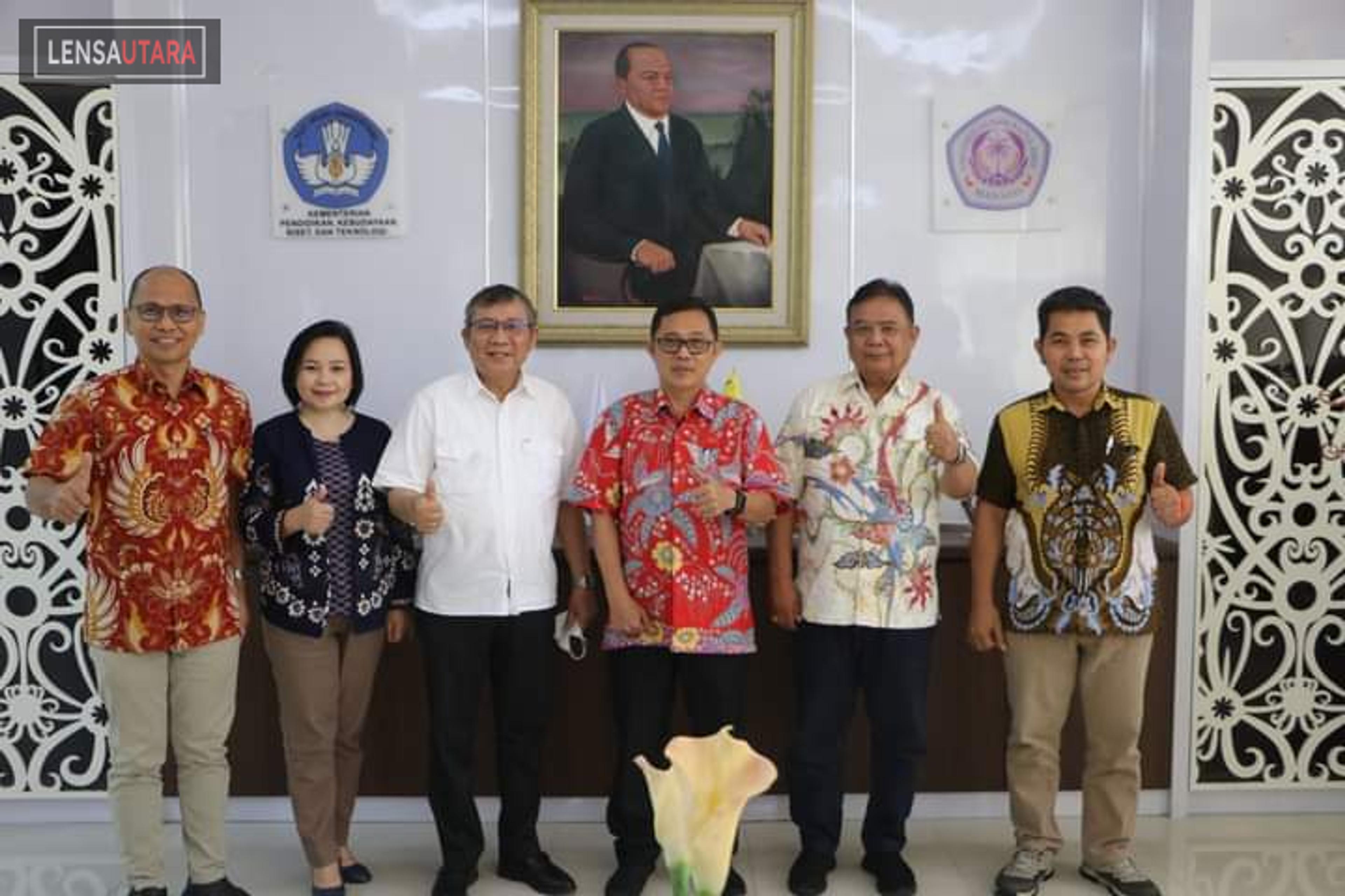 Pengurus IKA Unsrat Bertemu Rektor, Bahas Ibadah dan Dialog 2023