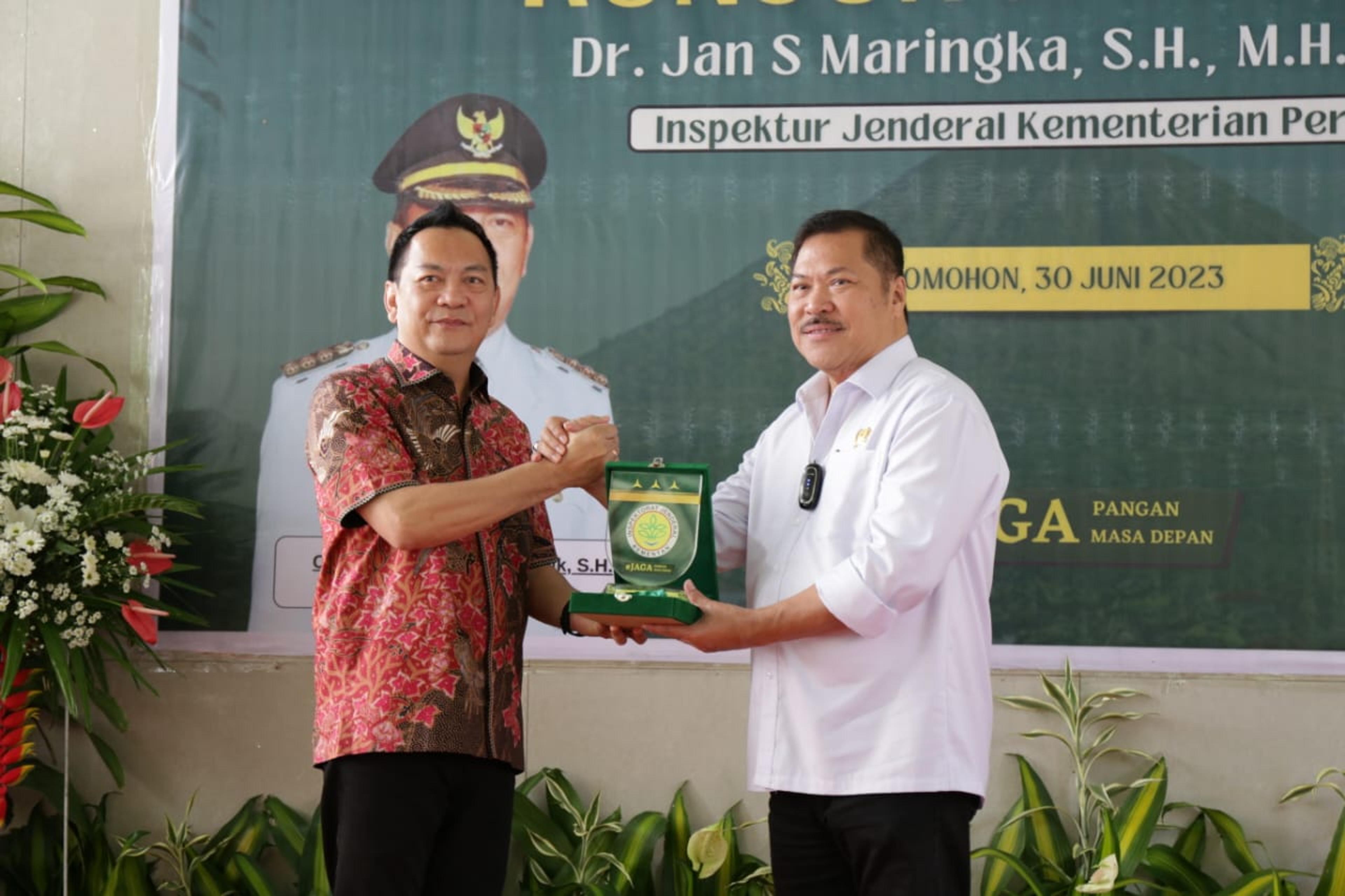 Jan Maringka: Walikota Caroll Senduk Layak Terima Tanda Kehormatan Satyalancana Wira Karya
