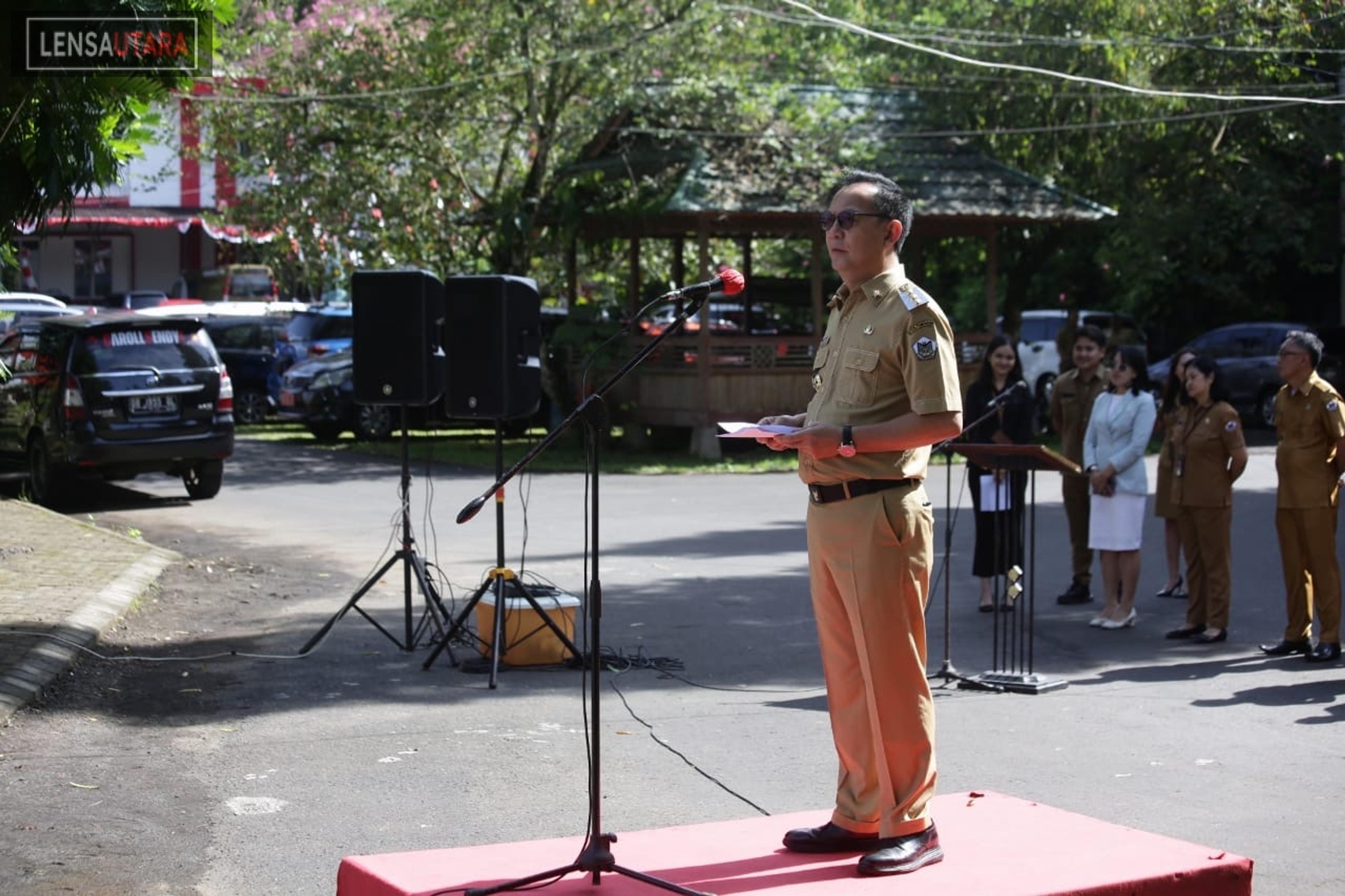 Walikota Caroll Ingatkan ASN dan Nakon Bekerja Dengan Ikhlas dan Tulus