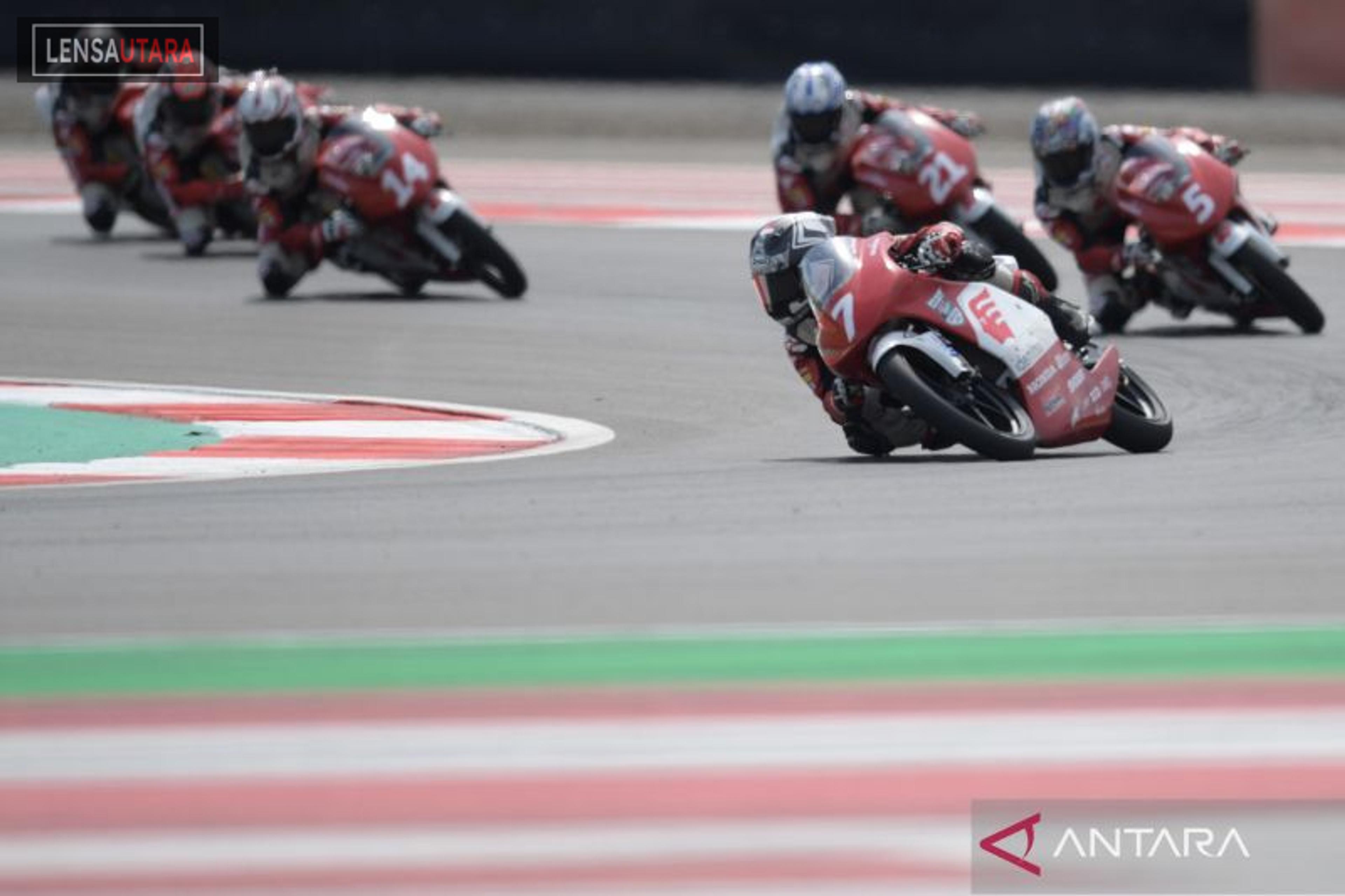 Veda Ega Pratama Menangkan Race 2 IATC 2022 di Sirkuit Mandalika