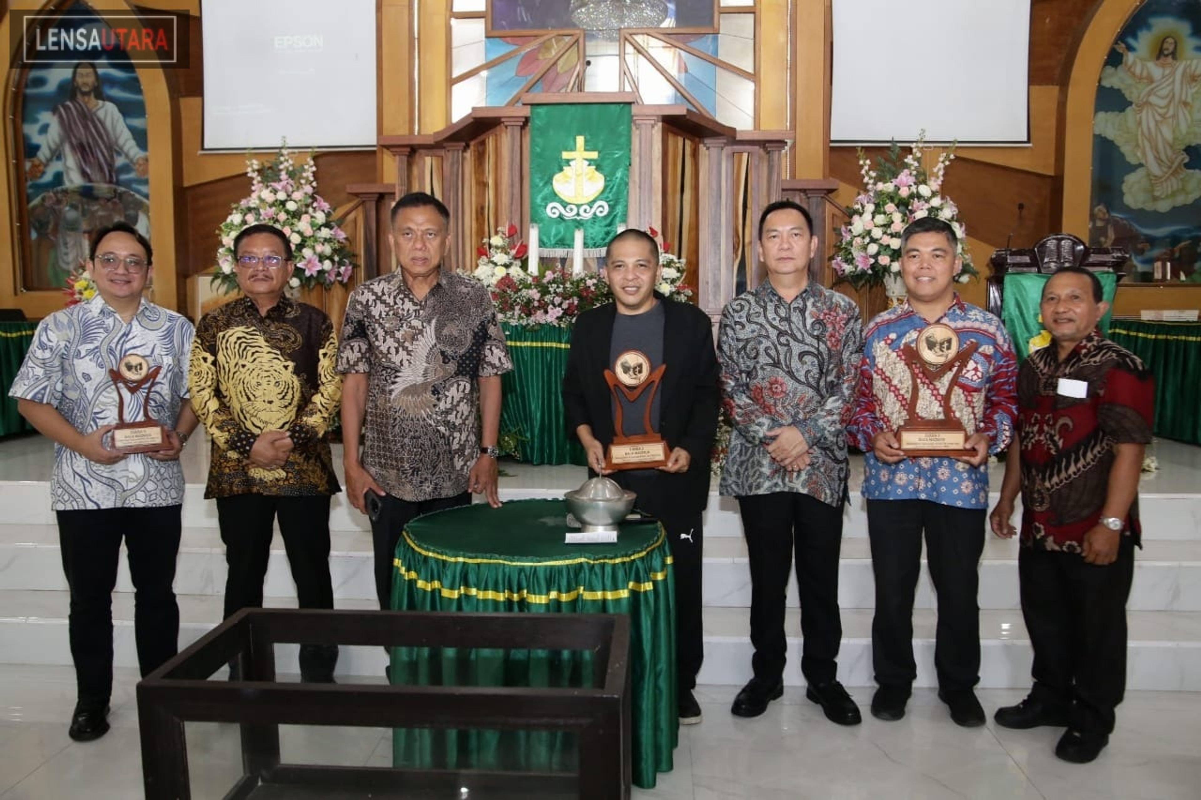 Hadiah Lomba Rangkaian Konas XVIII FK-PKB PGI Diserahkan, Caroll Senduk Apresiasi Peserta dan Jemaat yang Terlibat