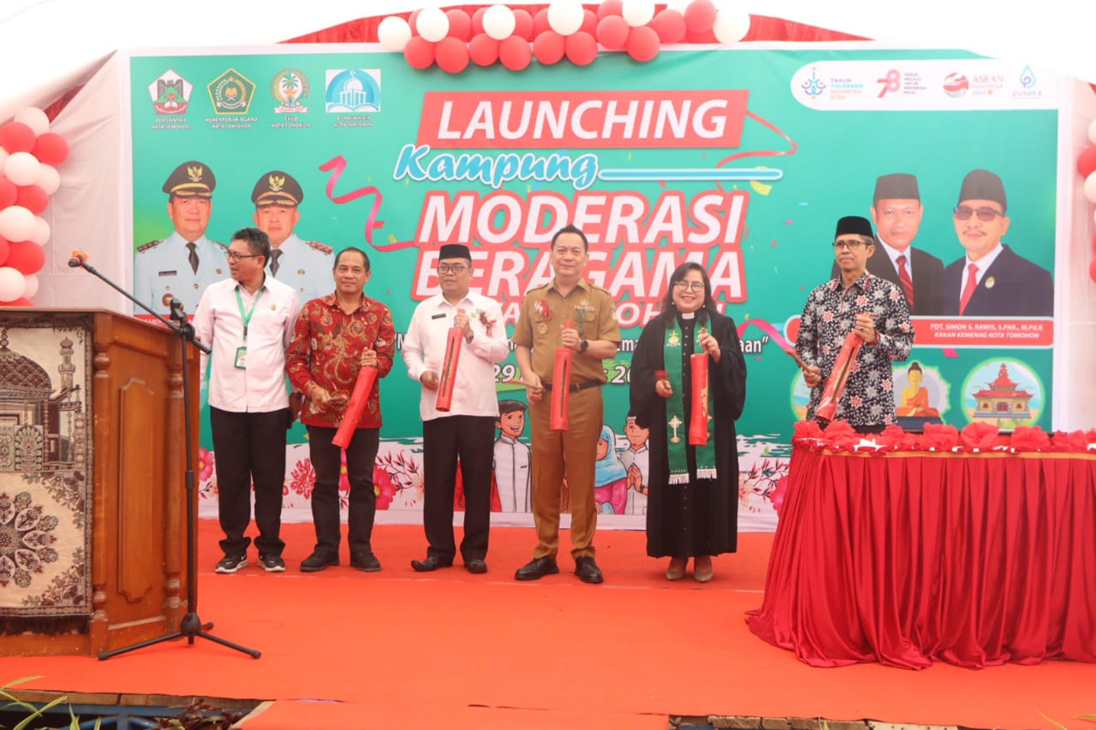 Bunyi Tetengkoren Tandai Launching Kampung Moderasi Beragama di Tomohon
