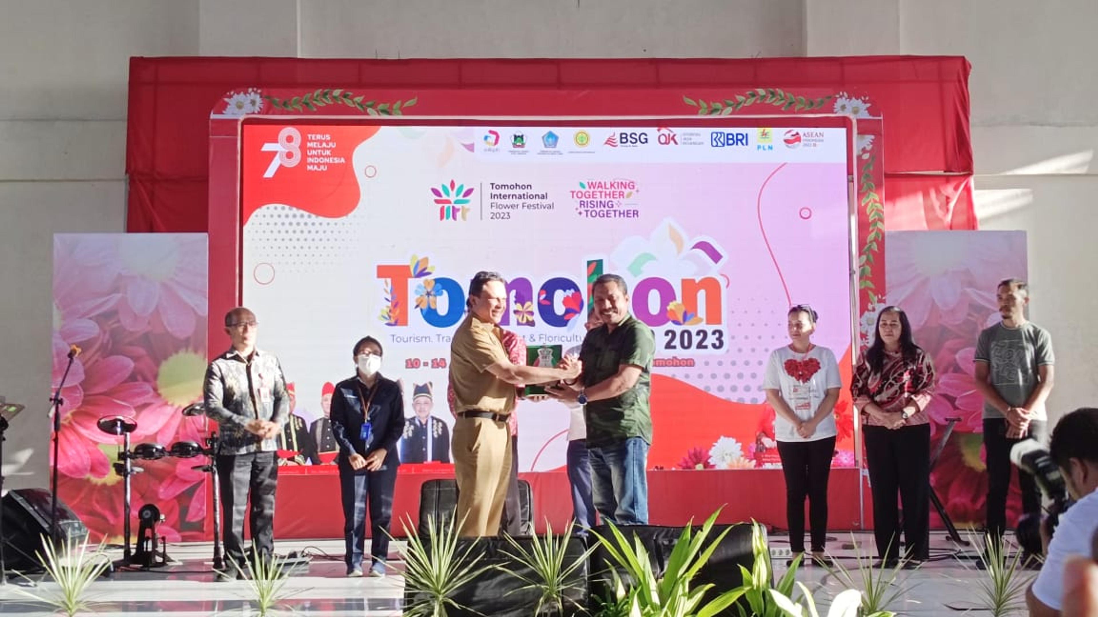 Kabupaten Parigi Moutong Juara 1 Stand Terbaik dalam Pameran Tomohon Expo 2023