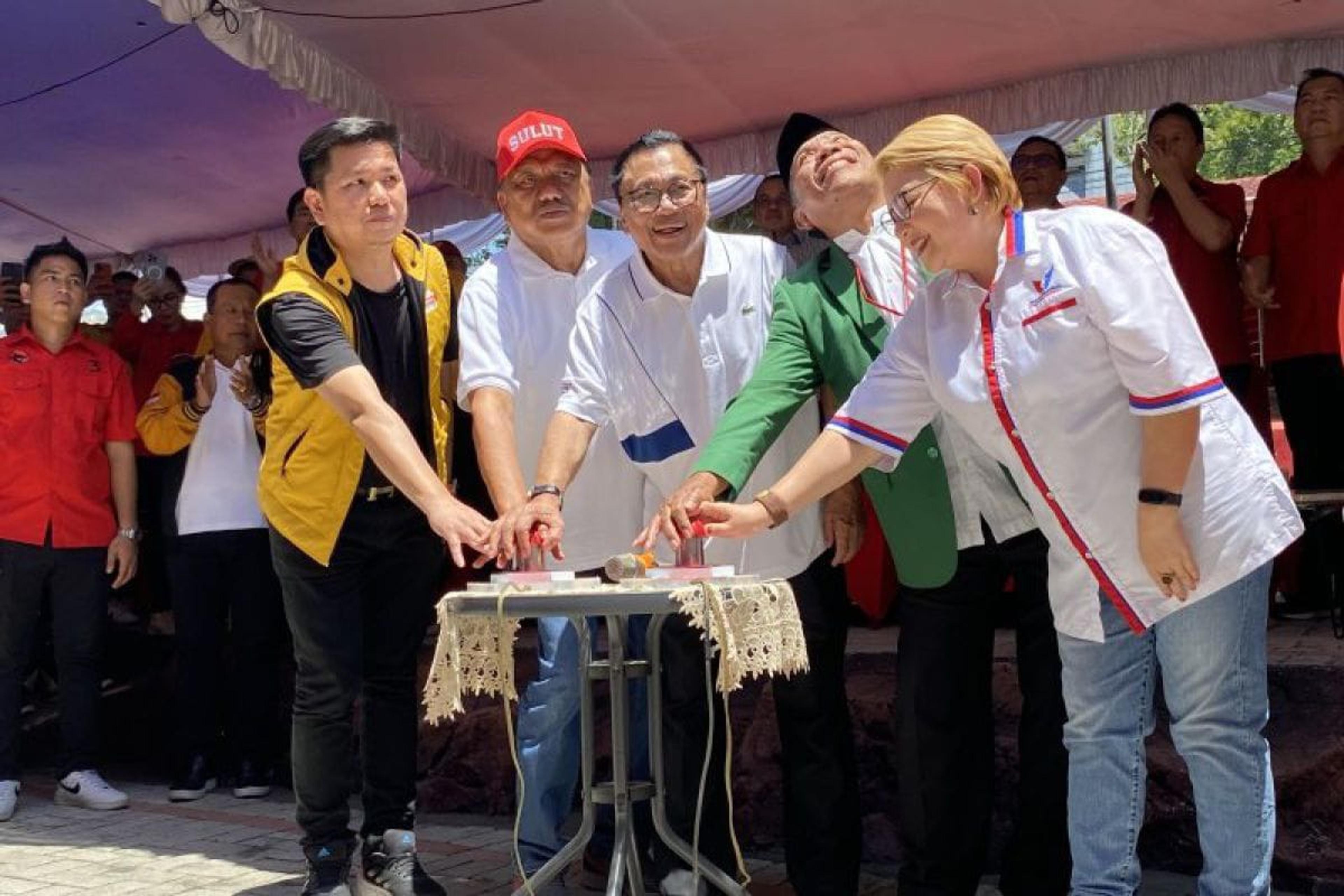 Sekretariat Pemenangan Ganjar di Manado Diresmikan