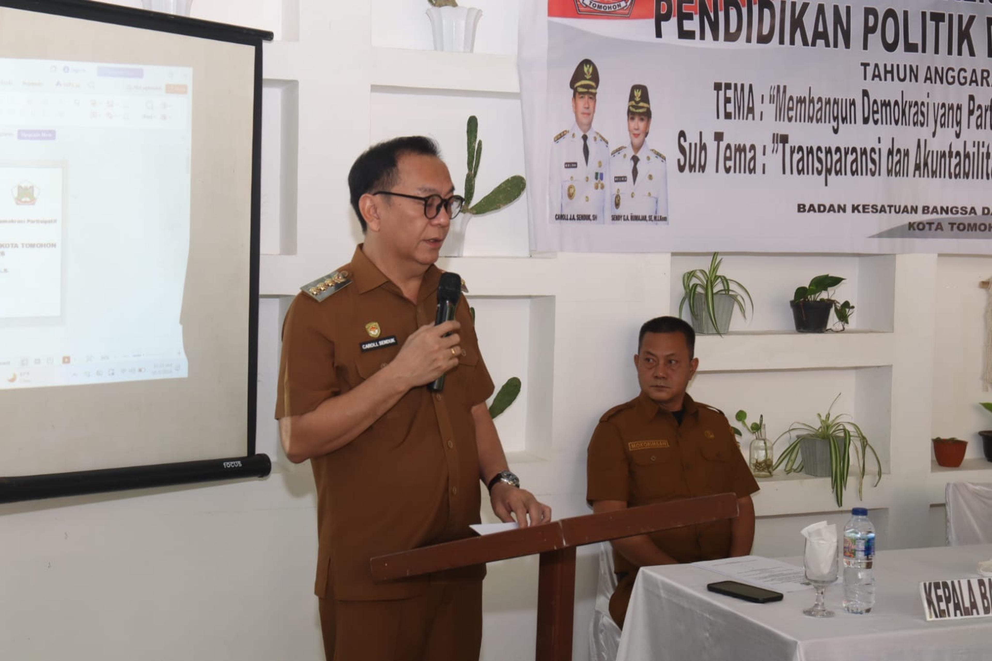 Wali Kota Tomohon Caroll Senduk menghadiri sekaligus membuka kegiatan Sosialisasi Pendidikan Politik “Peran Pemerintah Daerah dalam Membangun Demokrasi Partisipatif dan Akuntabel di Kota Tomohon Tahun Anggaran 2026”. (Ist)