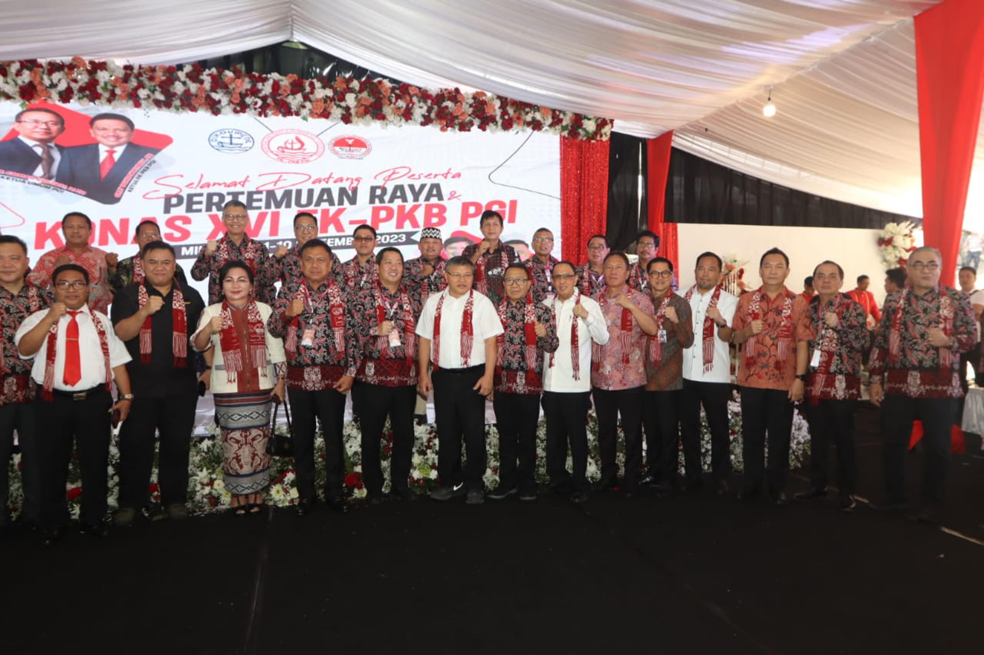 Pnt. Caroll Hadiri Pertemuan Raya Konas XVI Forum Komunikasi PKB PGI di Tondano