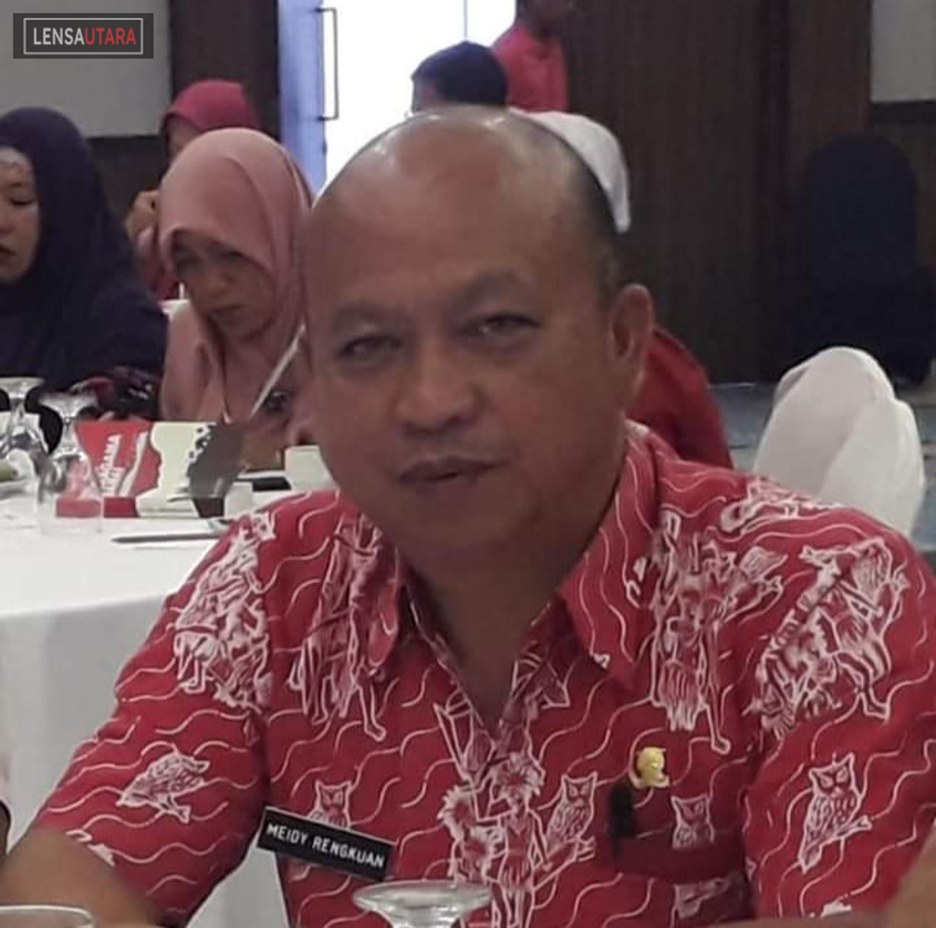 Jemput Bola, Dukcapil Minahasa Gelar Perekaman KTP-el di Langowan Barat