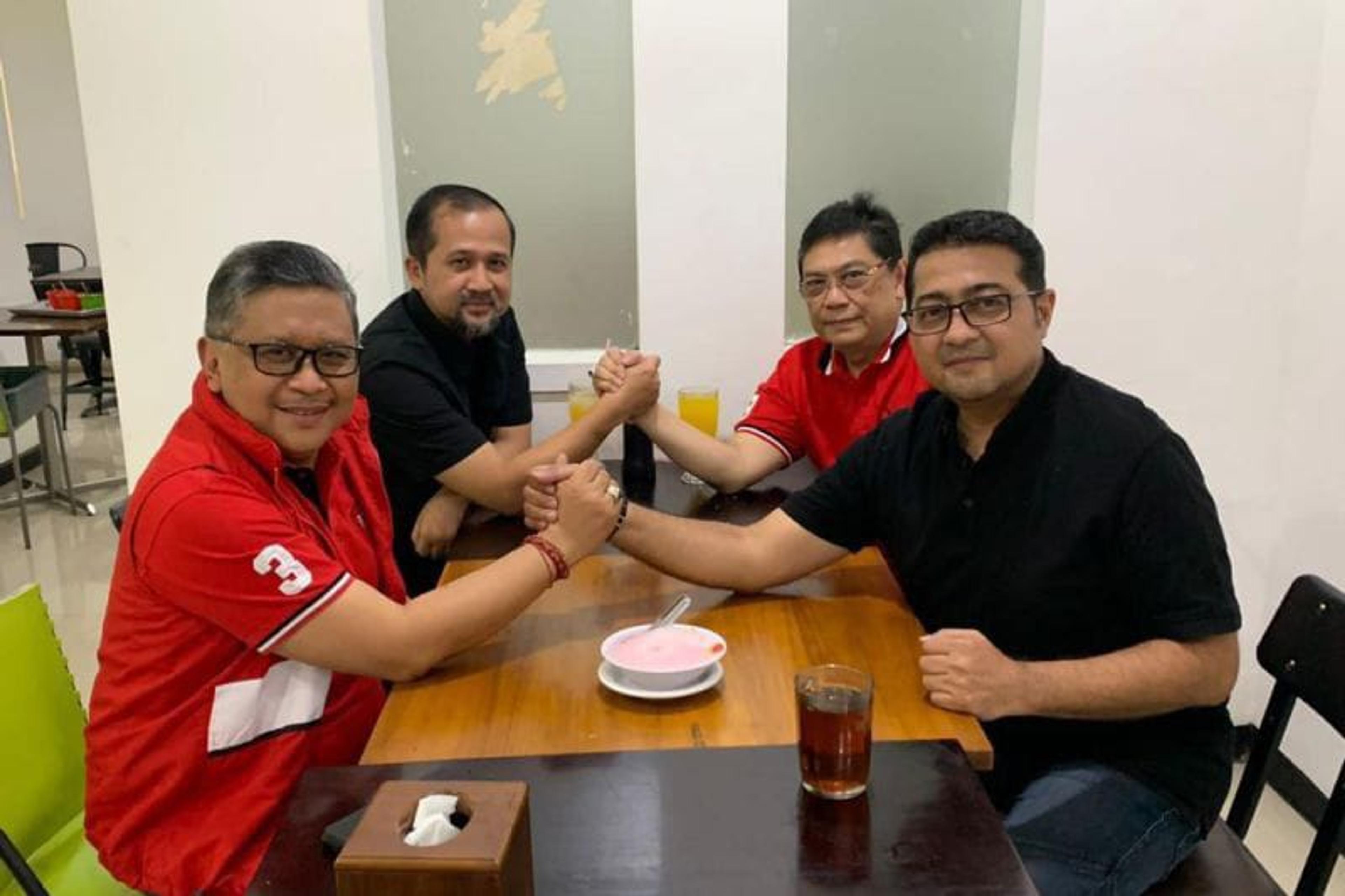 Bahas Rencana Pertemuan Puan-AHY, Sekjen Demokrat dan PDIP Bertemu