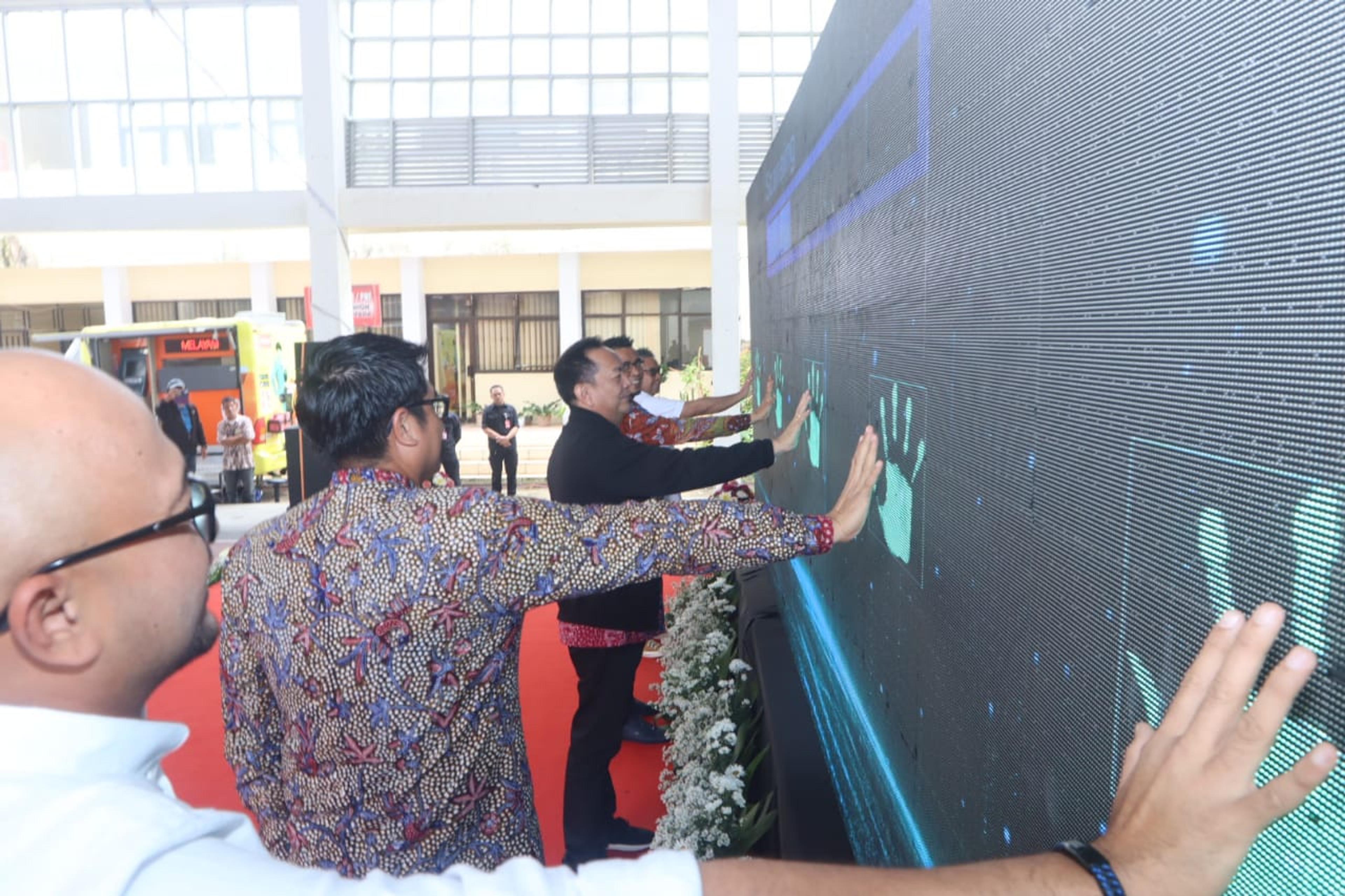 Pemkot Tomohon Luncurkan Aplikasi Pelayanan Pajak Daerah Apply-PD