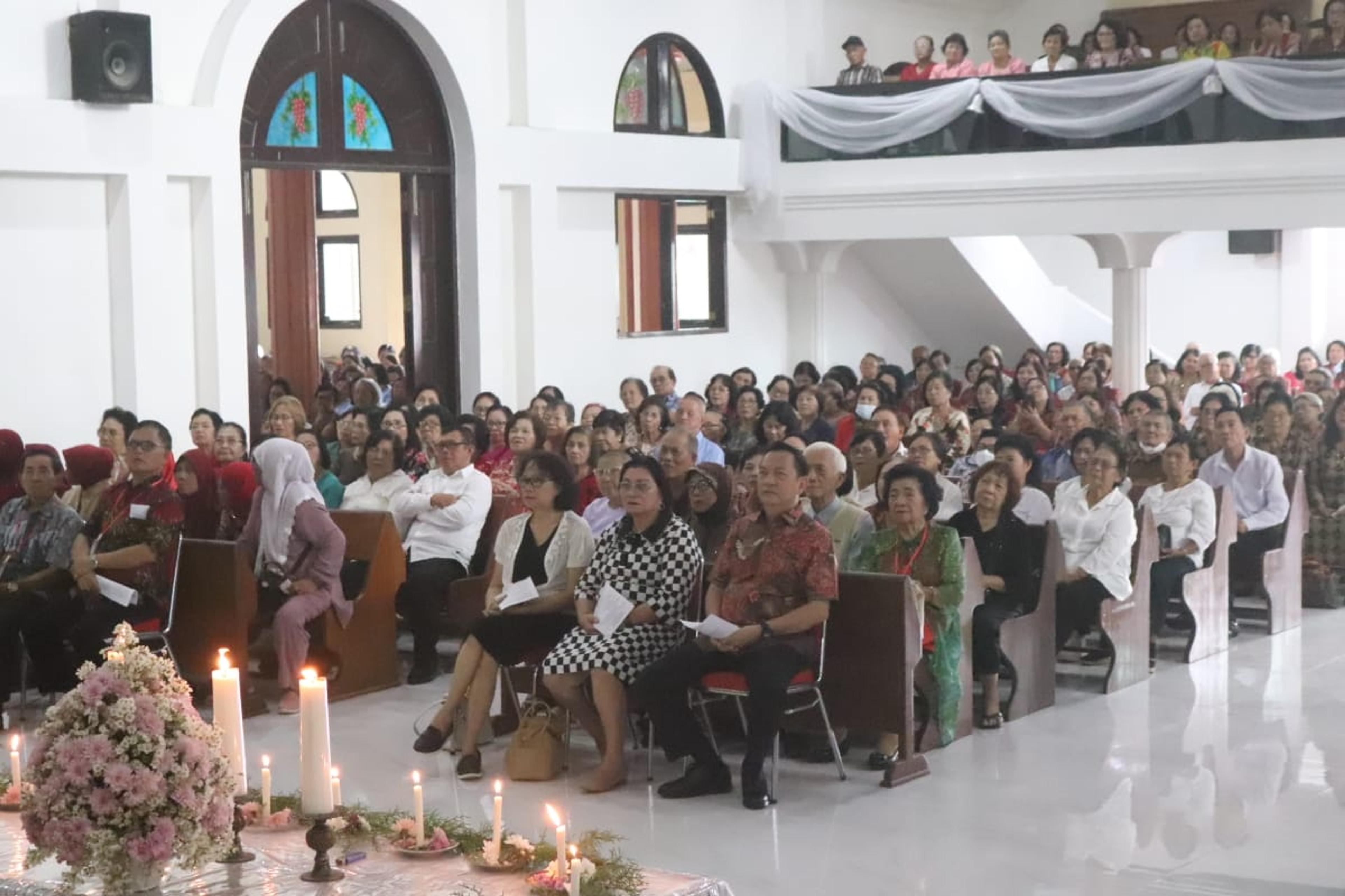 Caroll Senduk Ajak Lansia Gunakan Hak PIlih dalam Pemilu 2024