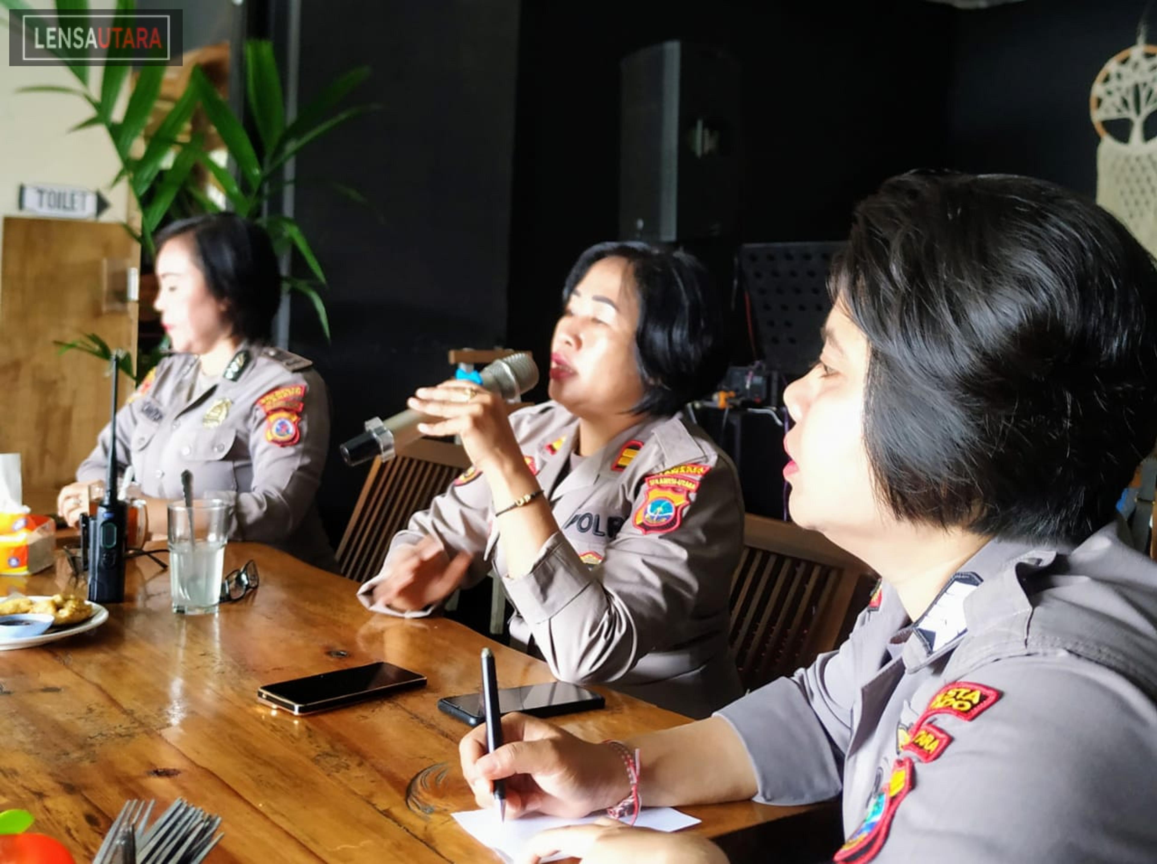 Dialog Bersama Kapolsek Mapanget, Utami: Komunitas Motor, Jadilah Pelopor Keselamatan