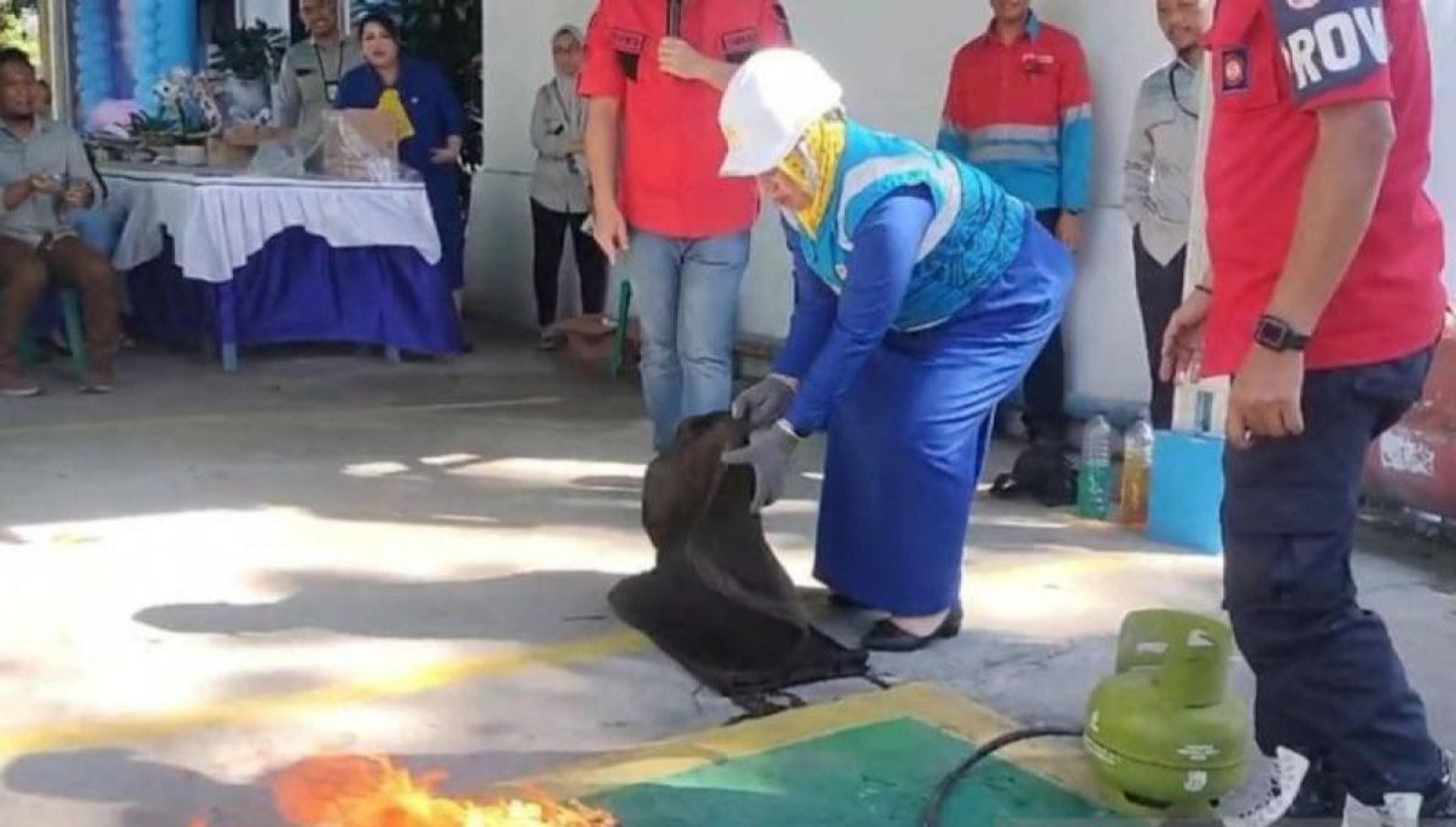 PLN Tingkatkan Program Pencegahan Kebakaran Peduli K3 di Suluttenggo