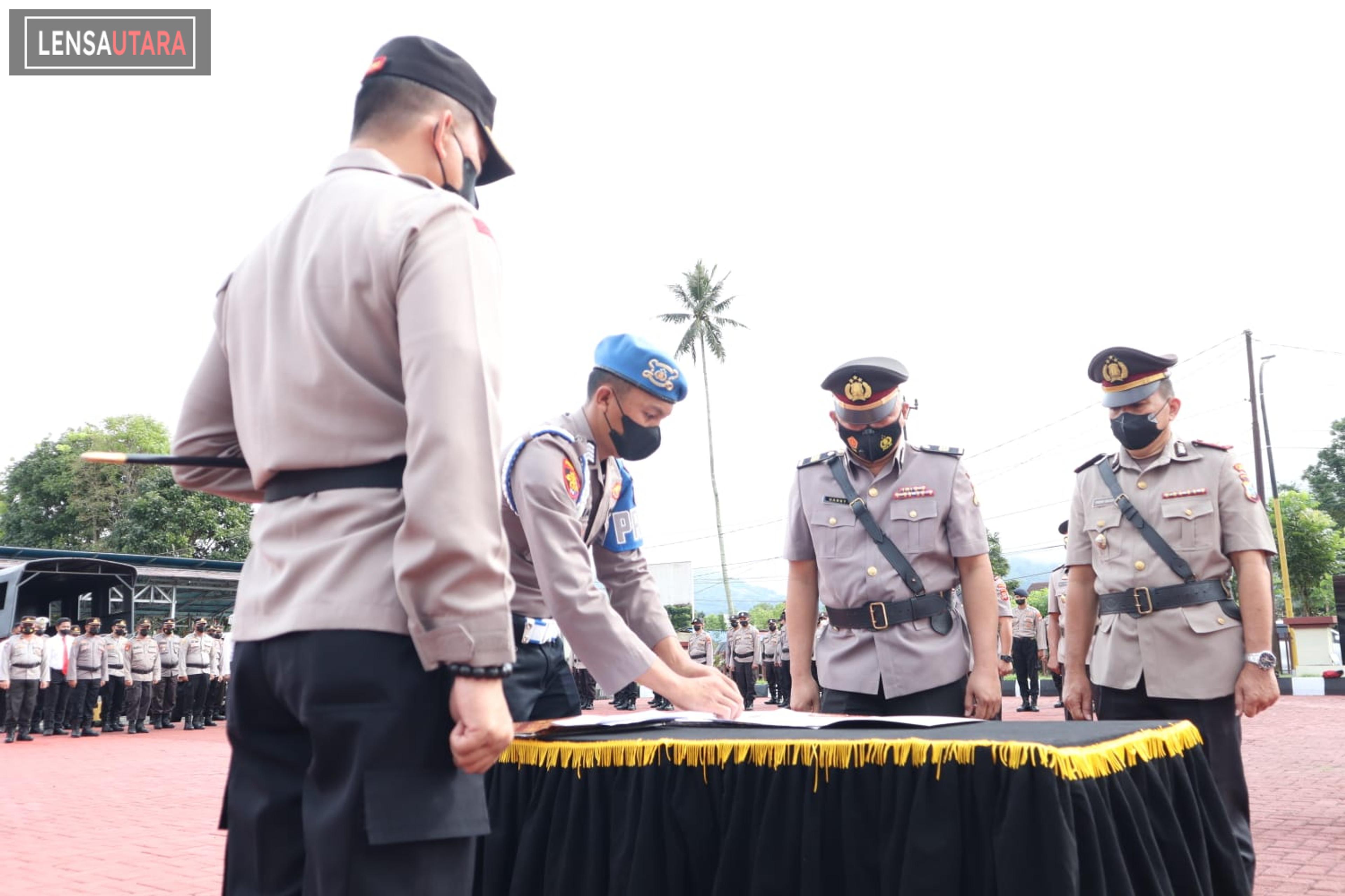 Serah Terima dan Pelantikan 6 Jabatan di Lingkup Polres Tomohon