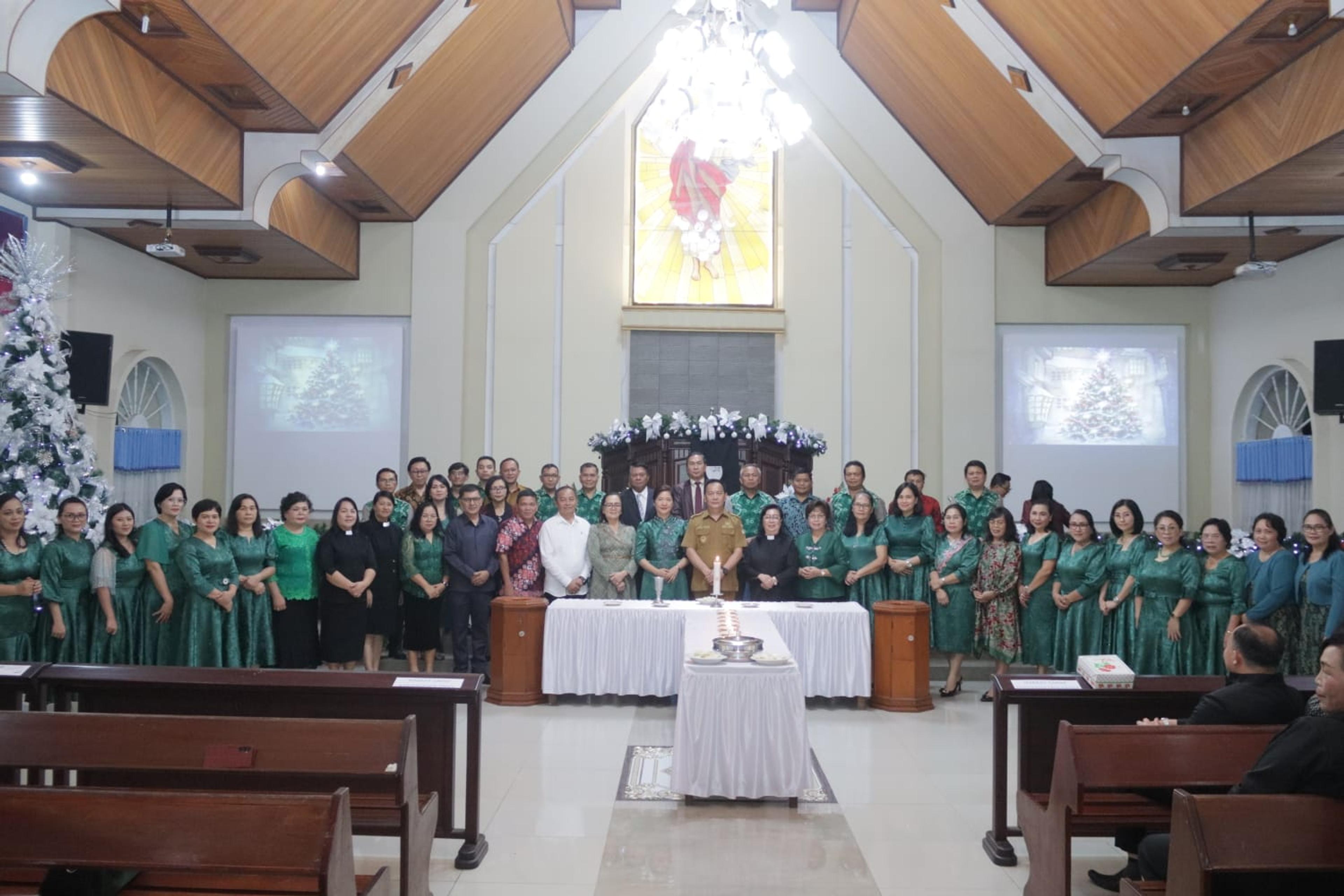 Pelsus Wilayah Kakaskasen Gelar Ibadah Pra Natal Yesus Kristus