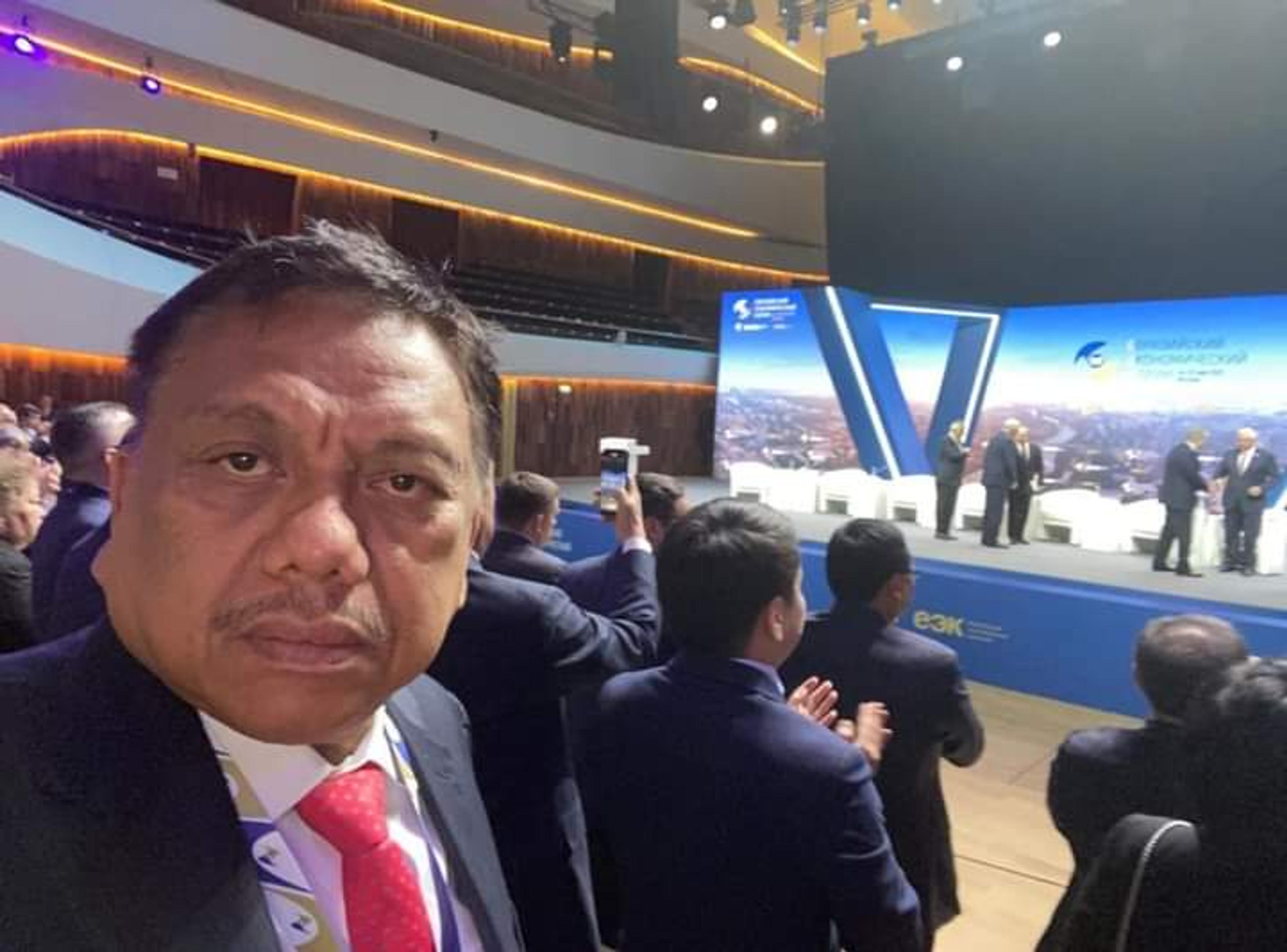 Presiden Putin Resmi Buka Forum Ekonomi Eurasia di Moskow, Olly Dondokambey Jadi Narasumber